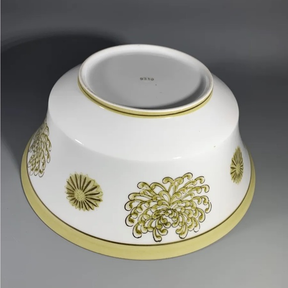 Vintage Andrea Sadek Imported Large Porcelain Bowl 9" Diameter, Floral Pattern - Picture 10 of 11